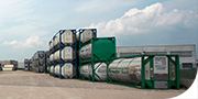Deposito container di diverse dimensioni